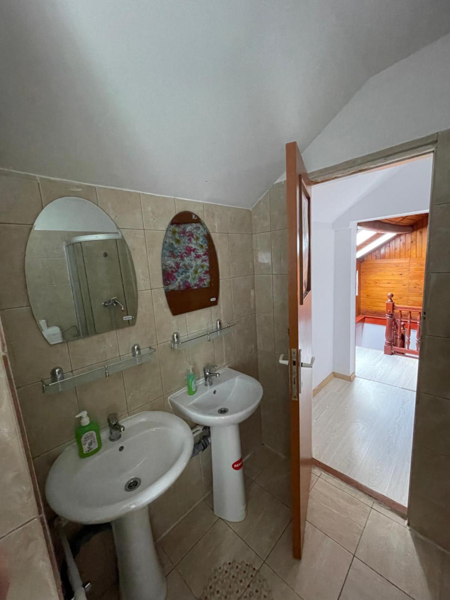 Hotel Constantinescu A. Buşteni Exteriér fotografie